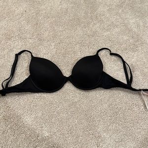 PINK 34B lines bra